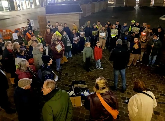 Ons gedacht en andere Lierse organisaties protesteren voor gemeenteraad: "Armoede zal alleen maar erger worden"
