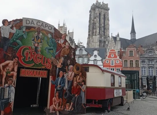 Circus Ronaldo Grote Markt Mechelen