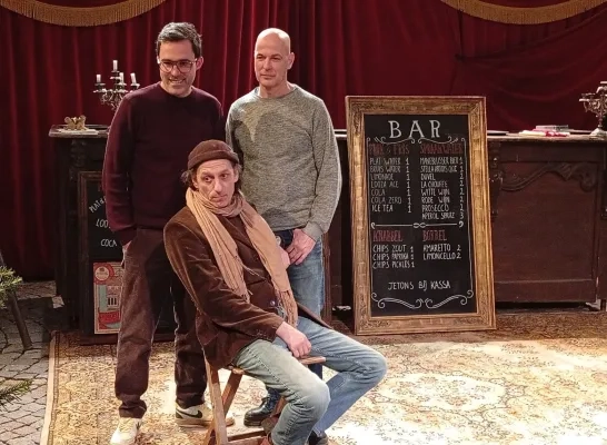 Circus Ronaldo op Grote Markt Mechelen met "Da Capo" en in Mechelen in vuur en vlam