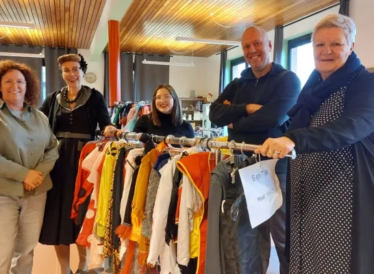 Kindercarnavalshop Herenthout geopend: iedereen kan gratis kledij uitkiezen