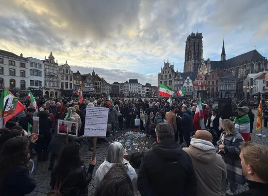 Mechelen houdt wake uit solidariteit met protesten in Iran