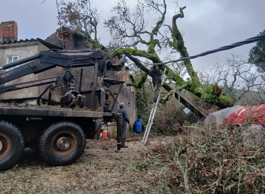 schade stormweer Portugal storm Kristin Leonardo