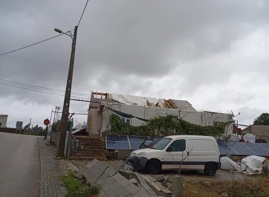 schade stormweer Portugal storm Kristin Leonardo