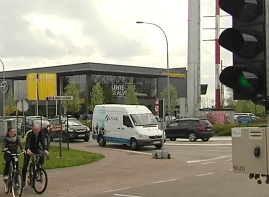 steenweg op tielen werken.