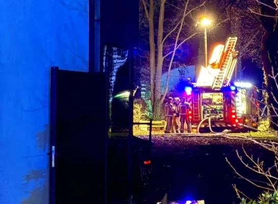 Brand in een loods in Muizen