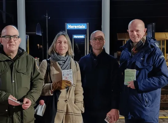 Valentrein actie station Herentals Groen bedankje trein bus