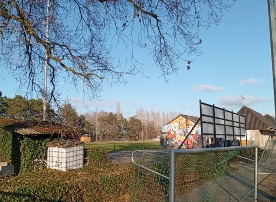 werken asbestsanering sportterreinen Mol-Donk
