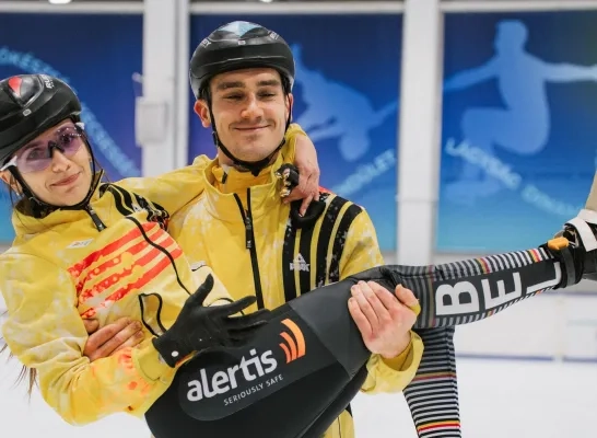 Hanne en Stijn Desmet shorttrack schaatsen