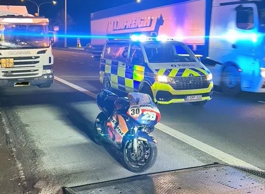 Motorrijder rijdt 180km/uur