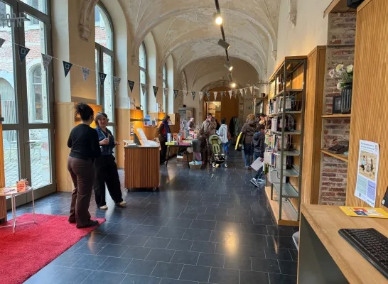 Eerste editie van BOE(N)K! in Mechelen trapt Jeugdboekenmaand op gang