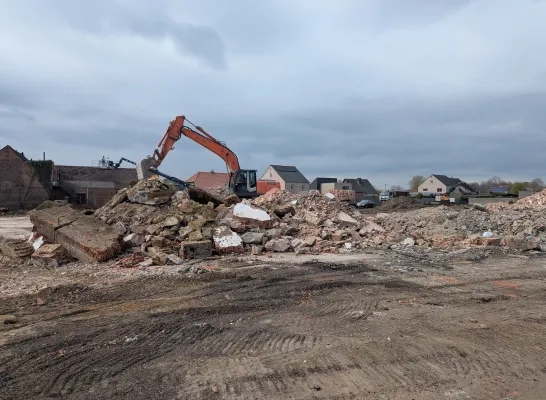 Melkerij Mol-Achterbos ligt tegen de grond en wordt een nieuwe wijk met 50 woningen