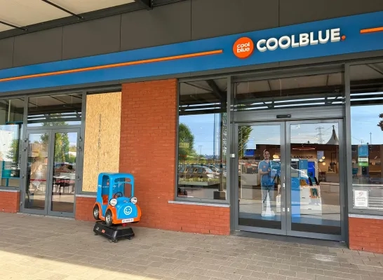 Coolblue Olen Shopping Park ramkraak
