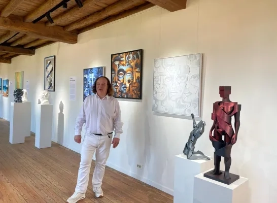 Carlo Van Tichelen opent nieuwe galerie in oude Augustynenklooster