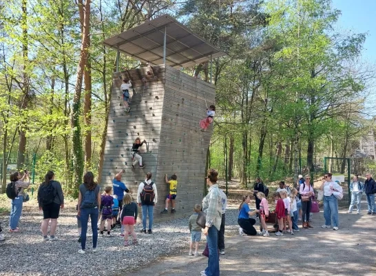 De buitenspeeldag lokte heel wat kinderen naar de Lilse Bergen