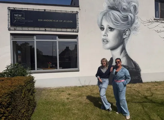 muurschildering Brigitte Bardot