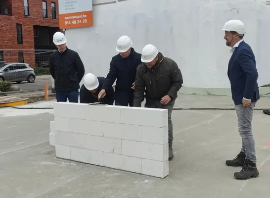 eerste steen appartement geel 250424.jfif