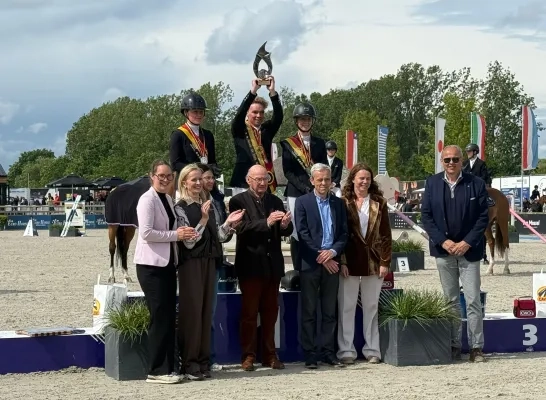Lauranne Spits pakt brons op het BK Young Riders