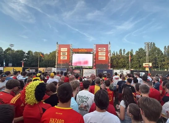 supporters groot scherm berlaar