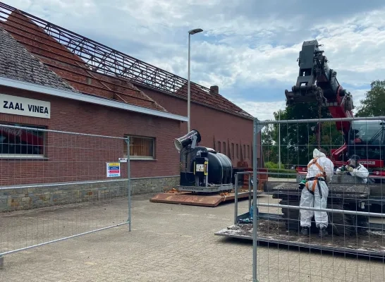 Zaal Vinea tegen de vlakte
