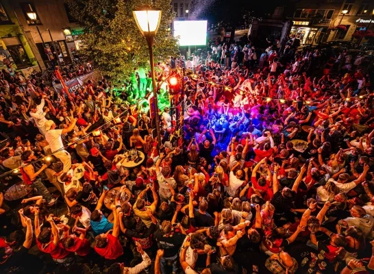 Feest bij de Zwarte Ruiter tijdens België-Senegal