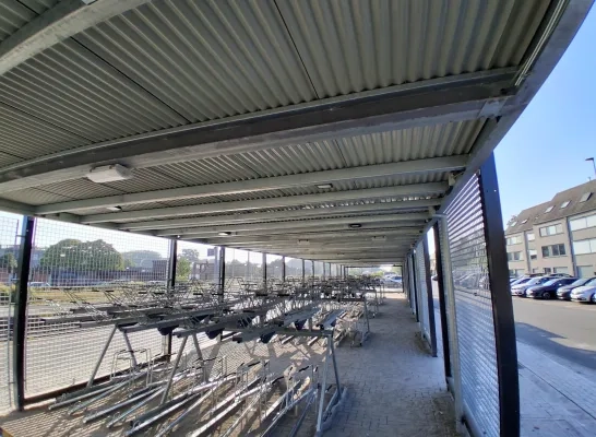 Nieuwe fietsenstalling station Puurs