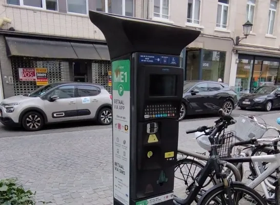 Valse QR-codes op betaalautomaten stad Mechelen