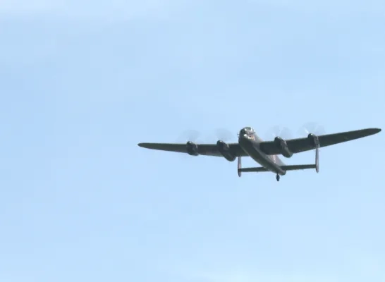 lancaster bommenwerper woII archief.jpg
