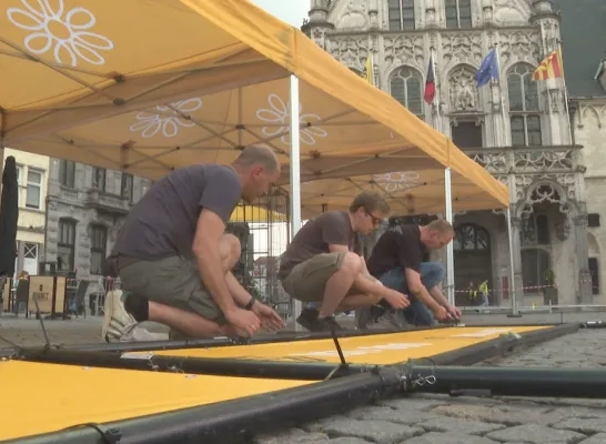 De Mechelse Grote Markt wordt klaargezet voor de 1000 km voor KOTK