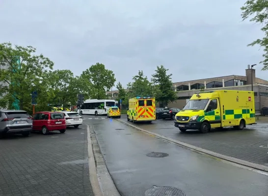 Hulpdiensten aan het Zwembad Mechelen Geerdegemvaart