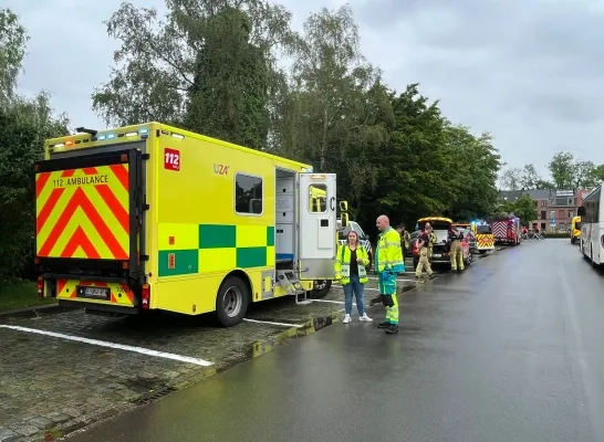 Ambulance bij Zwembad Mechelen Geerdegemvaart