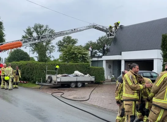 dakbrand geel