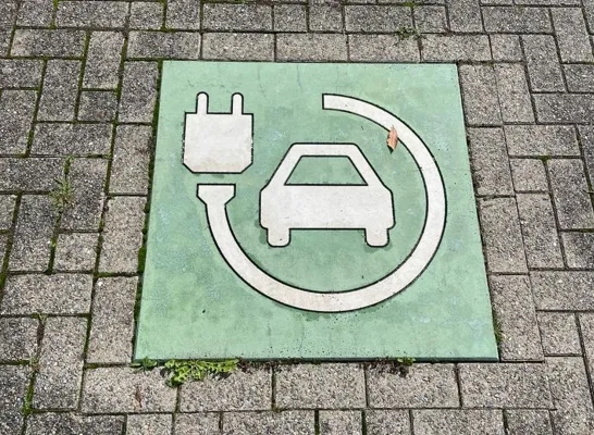 parkeerplaats laadpaal alg.jpg Meer opties voor (ultra)snelladen op komst in de Kempen