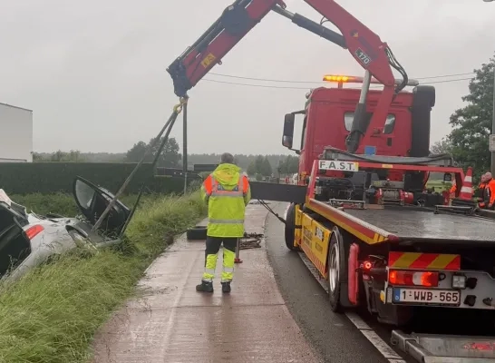 ongeval frontale botsing 3 gewonden Herentals Poederleeseweg