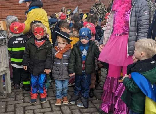 kindercarnavalstoet_herenthout_090224_foto_rtv.jpg