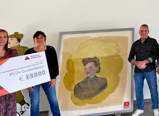muurschildering duizendpoot_foto RTV.jpg