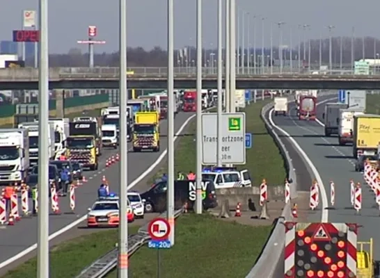 e19 grens meer.jpg E19 grens Meer