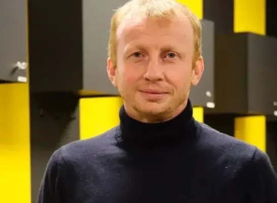 sven vandenbroeck.jpeg sven vandenbroeck voetbal trainer Lierse