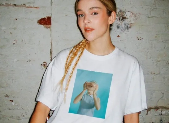 Pommelien Thijs merchandise t-shirts kledingverspilling