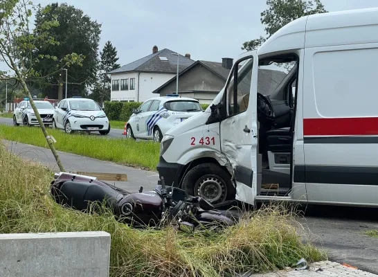 RTV - 27-jarige motorrijder zwaargewond bij ongeval op Provincialeweg RTV - 27-jarige motorrijder zwaargewond bij ongeval op Provincialeweg