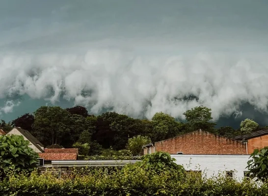 Onweer dreigende lucht Onweer dreigende lucht