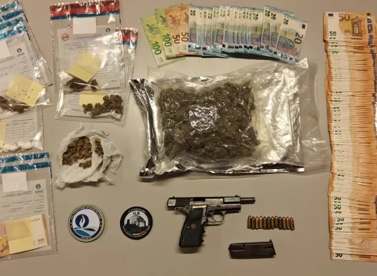 drugs politie Rivierenland geweer cash geld cannabis drugs politie Rivierenland geweer cash geld cannabis