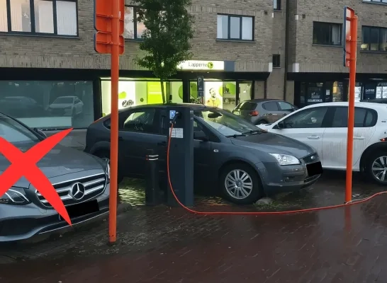 gemeente Mol vraagt om Cambio-parkeerplaats vrij te houden voor deelwagen gemeente Mol vraagt om Cambio-parkeerplaats vrij te houden voor deelwagen