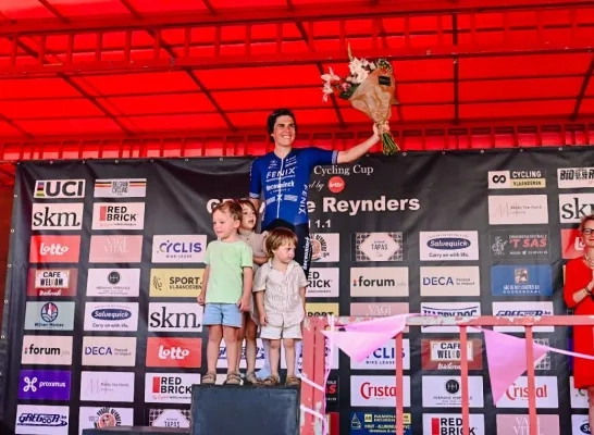 huldiging Noorderwijk laatste koers Sanne Cant huldiging Noorderwijk laatste koers Sanne Cant