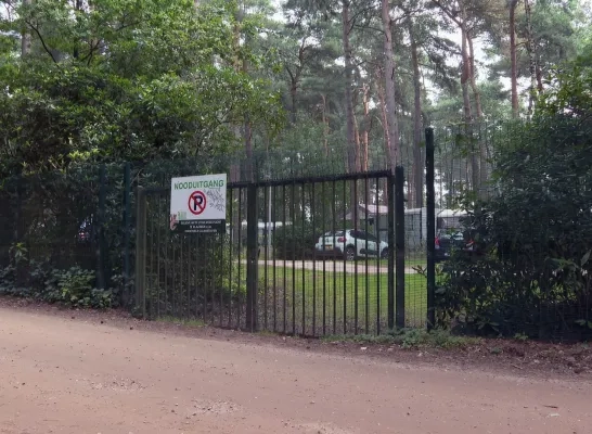 Man probeert vader te vermoorden met hamer Lille Man probeert vader te vermoorden met hamer Lille