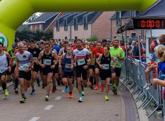 Landlopersjogging lopers start Wortel Kolonie Hoogstraten 2023 Landlopersjogging lopers start Wortel Kolonie Hoogstraten 2023