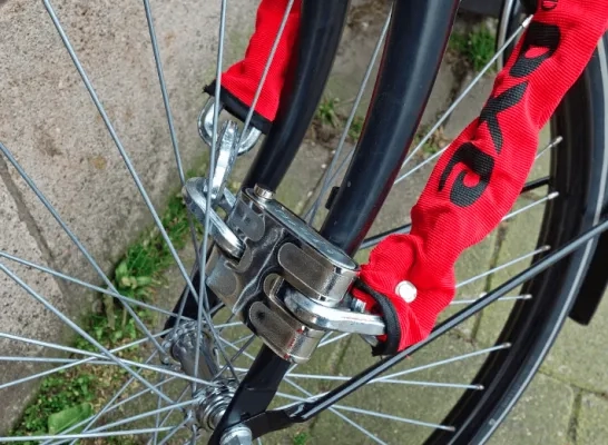 fiets op slot fiets op slot