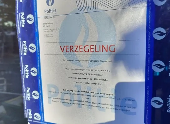 Kleine Derby café Stationsstraat Mechelen verzegeling