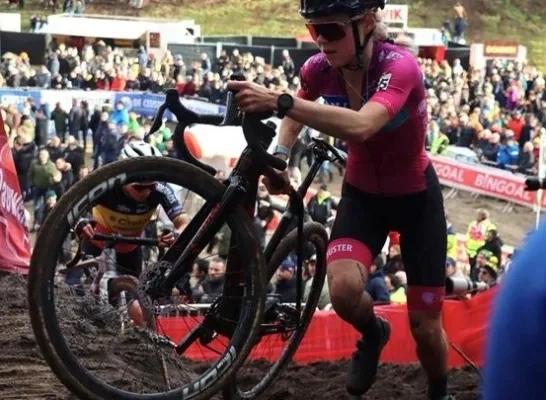laura verdonschot wechelderzande - foto peter geelen.jpg laura verdonschot wechelderzande - foto peter geelen.jpg