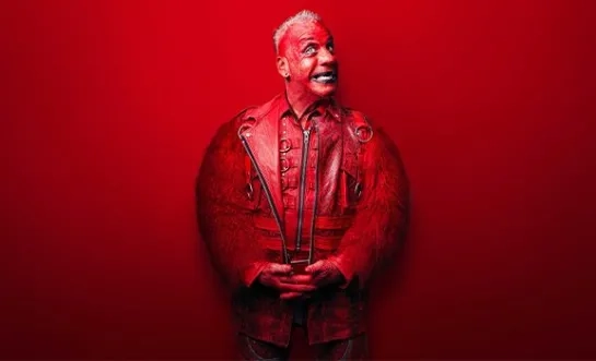 Till Lindemann (frontman Rammstein) op Graspop Metal Meeting