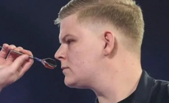 Darter Mike De Decker in actie